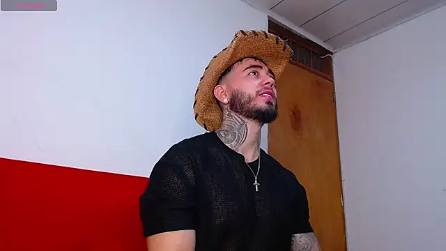 Snapshot of tommyblessd1 chatting on September 8, 6:18 pm tommyblessd1 online show from September 8, 6:18 pm