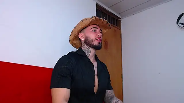 Snapshot of tommyblessd1 chatting on September 10, 6:35 am tommyblessd1 online show from September 10, 6:35 am