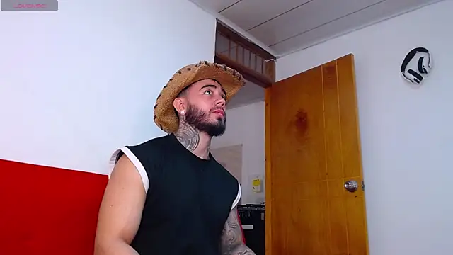 Snapshot of tommyblessd1 chatting on September 19, 1:12 pm tommyblessd1 online show from September 19, 1:12 pm