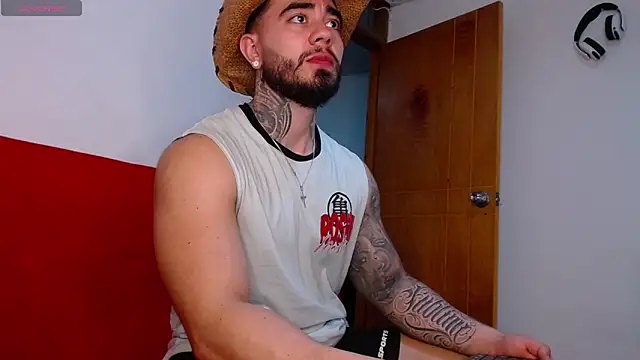 Snapshot of tommyblessd1 chatting on November 4, 9:19 am tommyblessd1 online show from November 4, 9:19 am