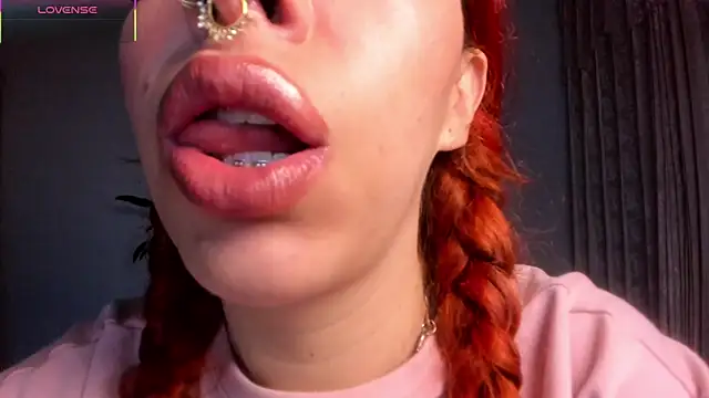 bri von dhara   online show from September 17, 10:39 am