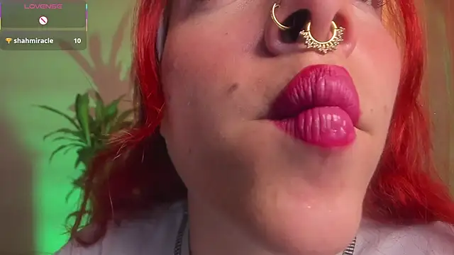 bri von dhara   online show from October 20, 1:00 pm