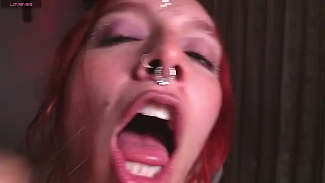 bri von dhara   online show from December 1, 11:32 pm