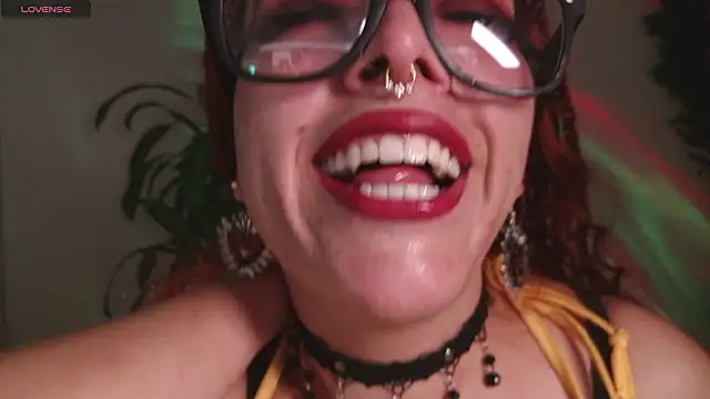 bri von dhara   online show from March 20, 2:05 am