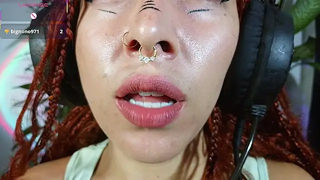 bri von dhara   online show from April 8, 4:01 am