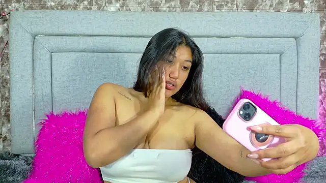 SharaRous online show from January 16, 11:58 am