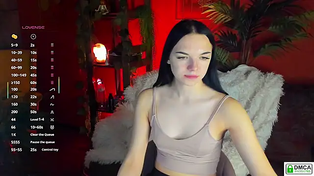 Hey Caroline online show from October 4, 4:16 pm