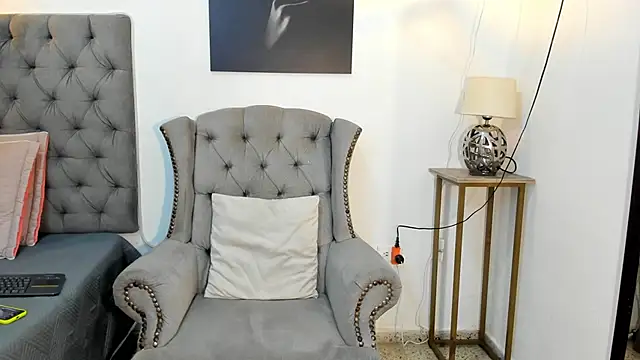 Snapshot of nahiroby_ebony chatting on September 22, 6:54 pm nahiroby ebony online show from September 22, 6:54 pm