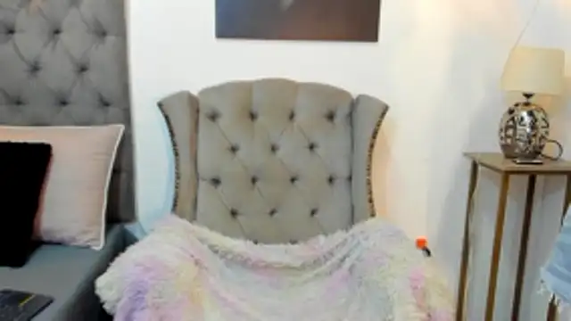 Snapshot of nahiroby_ebony chatting on October 24, 6:59 pm nahiroby ebony online show from October 24, 6:59 pm