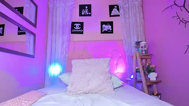 Liam evvan online show from February 5, 3:00 am