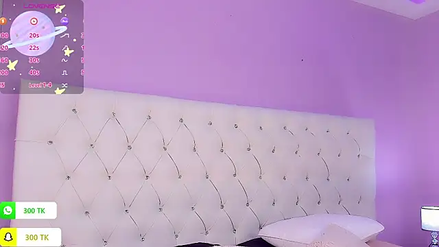 DaniielaV online show from December 16, 1:49 pm