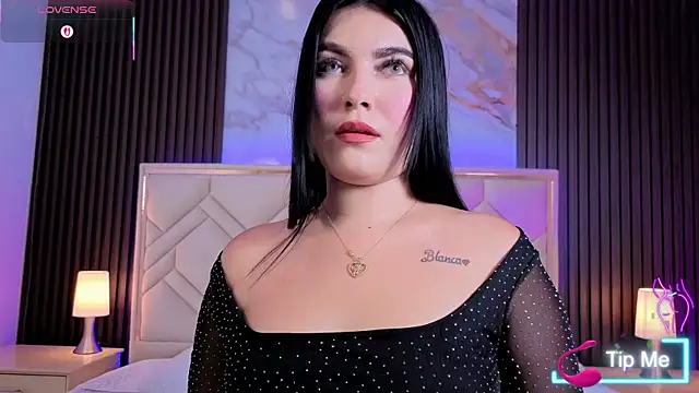 MiaaFarrel online show from February 25, 7:01 pm