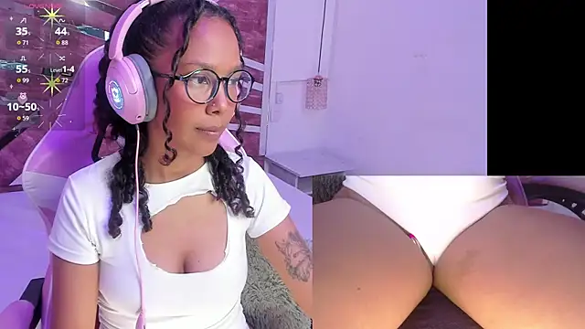 NovaLyn online show from November 8, 4:23 am