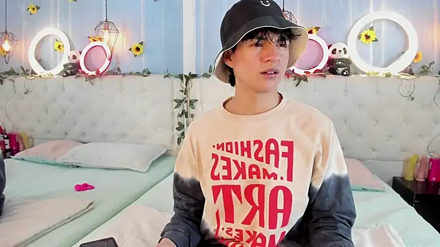 AleAurarashi online show from November 19, 2:55 am