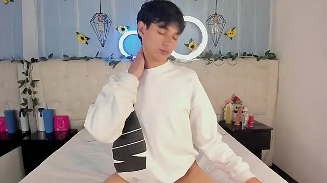 AleAurarashi online show from November 28, 2:25 am