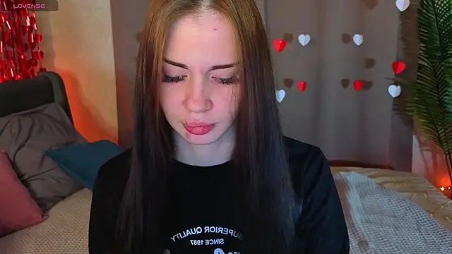 Snapshot of Jennie_Hunter chatting on February 7, 9:35 am Jennie Hunter online show from February 7, 9:35 am