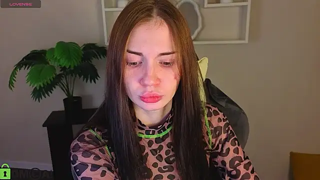 Snapshot of Jennie_Hunter chatting on February 25, 9:19 am Jennie Hunter online show from February 25, 9:19 am