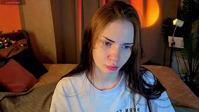 Jennie Hunter online show from March 14, 9:15 am