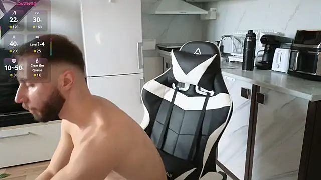 RyanStorm  online show from November 19, 1:33 pm