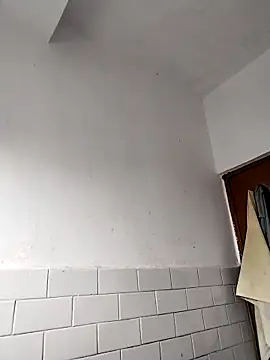 avi007p online show from February 26, 5:06 am