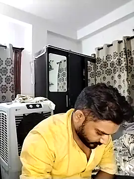 avi007p online show from April 3, 9:02 pm