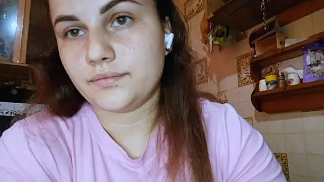 DierdreCousineau online show from September 24, 7:44 am