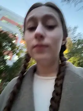 FroggyAnna online show from October 13, 3:12 pm