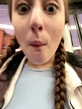 FroggyAnna online show from October 21, 2:51 pm