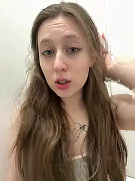 FroggyAnna online show from July 17, 4:01 pm