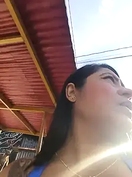 Snapshot of julieta_evanns1 chatting on October 4, 12:03 pm julieta evanns1 online show from October 4, 12:03 pm