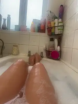 Snapshot of Imogenbabyyy chatting on September 10, 5:24 pm Imogenbabyyy online show from September 10, 5:24 pm