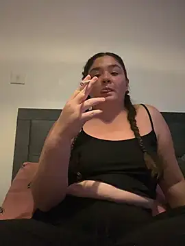 Imogenbabyyy online show from July 25, 9:45 pm