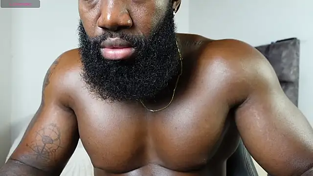 Snapshot of james_musclebbc chatting on June 30, 11:39 pm james musclebbc online show from June 30, 11:39 pm