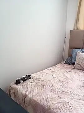 Snapshot of LoanaSantos chatting on February 20, 10:10 pm LoanaSantos online show from February 20, 10:10 pm