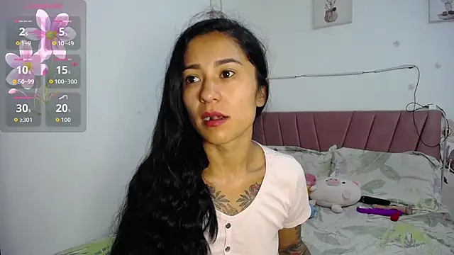 Liahdiaz  online show from May 30, 2:03 pm