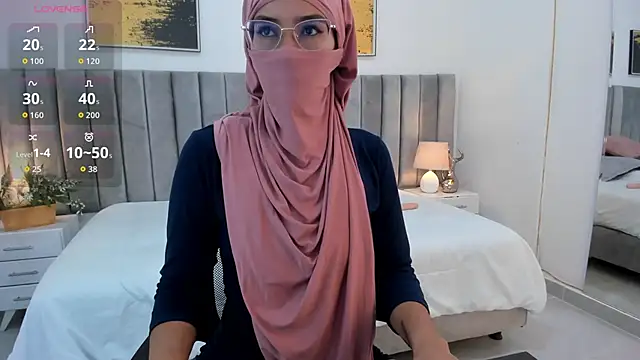 Snapshot of _shalimar chatting on December 13, 7:53 pm shalimar online show from December 13, 7:53 pm