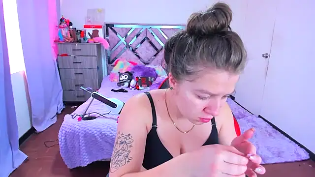 Luna Analya online show from December 22, 12:24 pm