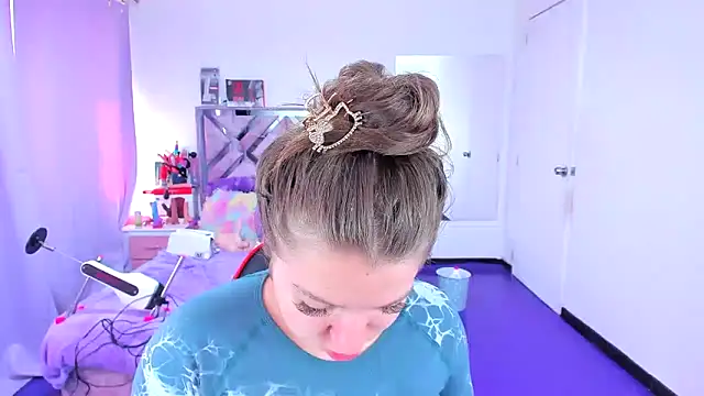 Luna Analya online show from February 2, 3:22 pm