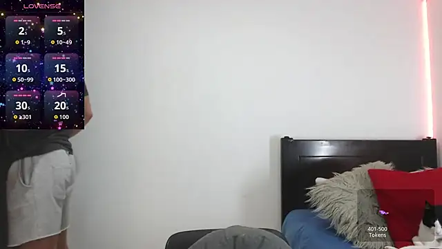 andrea de lucaa online show from March 30, 3:29 am