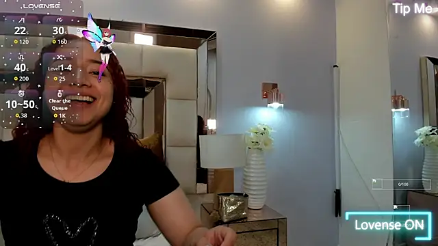 megannherrera online show from December 3, 11:52 am