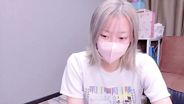 Nana  ch online show from November 4, 5:06 am