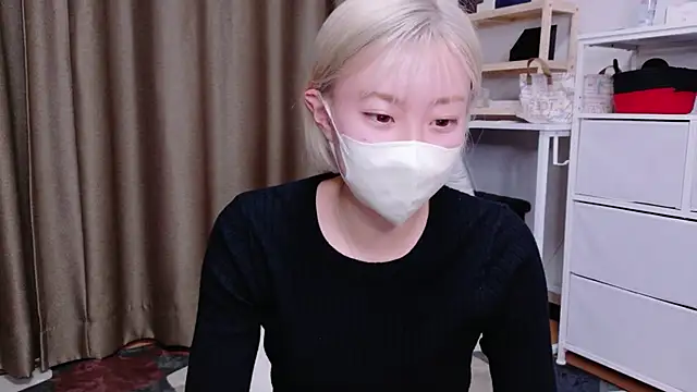 Snapshot of Nana__ch chatting on February 14, 3:42 pm Nana ch online show from February 14, 3:42 pm