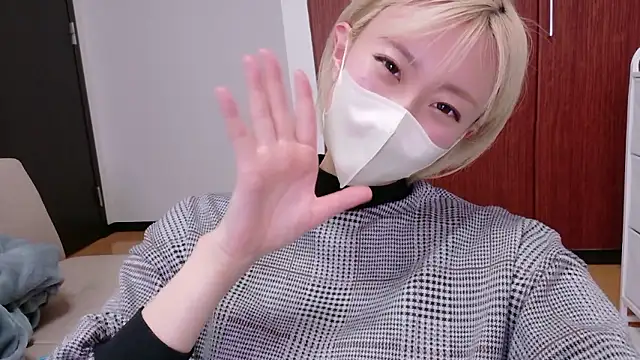 Snapshot of Nana__ch chatting on April 1, 6:16 pm Nana ch online show from April 1, 6:16 pm