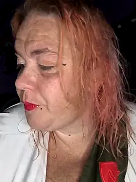 Courdles online show from October 30, 7:43 am