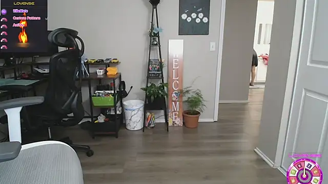 SHEILYN  online show from March 31, 12:45 am