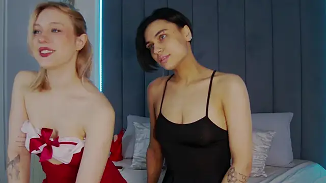 Snapshot of VioletAsh chatting on September 28, 4:29 am VioletAsh online show from September 28, 4:29 am