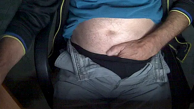 velikifant7 online show from November 18, 5:12 am