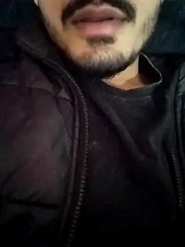 Hotyy subhu online show from December 17, 3:40 pm