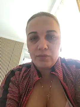 Snapshot of PalomaDesireee chatting on April 23, 7:41 am PalomaDesireee online show from April 23, 7:41 am