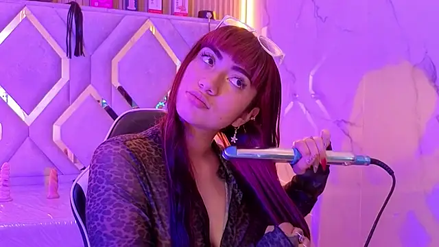 Sophia tf online show from April 10, 8:24 pm